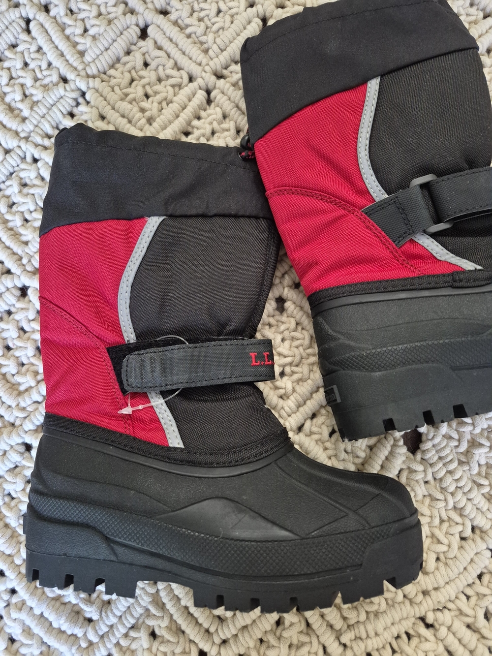 L.L. Bean Boys Black & Red Winter Snow Boots 13